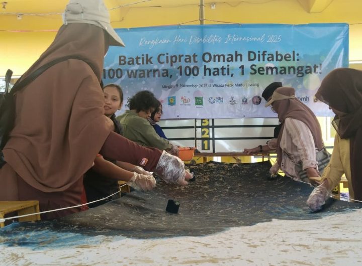 Batik Ciprat Disabilitas Karya 150 Difabel di Wisata Petik Madu